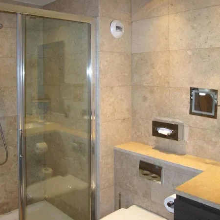 アパート Saint-jean-cap-ferrat Sleeps 8 Pool Wifi サンジャン・カップ・フェラ