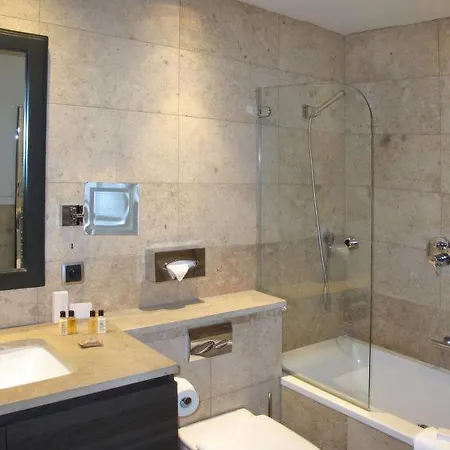 Saint-jean-cap-ferrat Sleeps 8 Pool Wifi 公寓